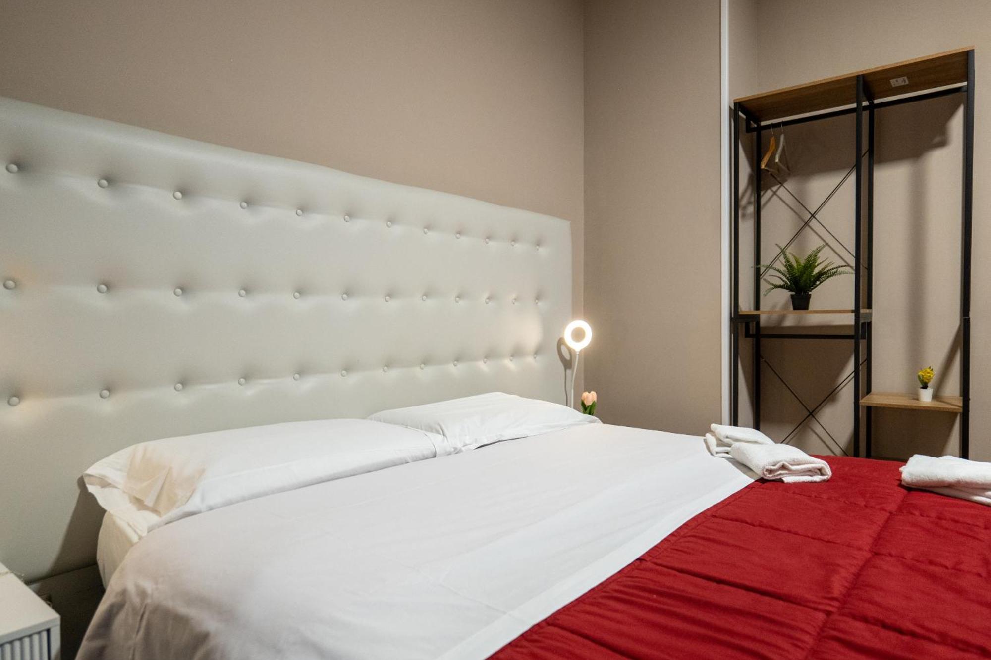 Dalmazia 33 Hotel Salerno Buitenkant foto